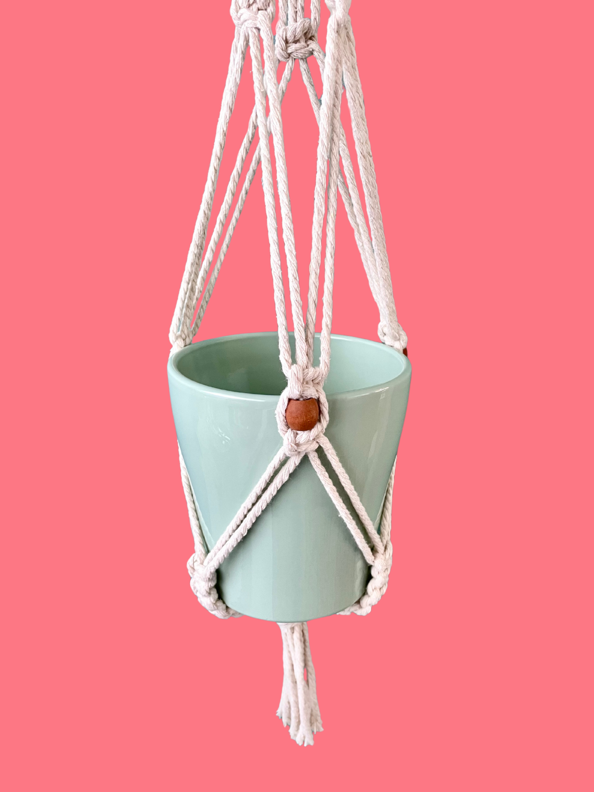 Macramé hanger